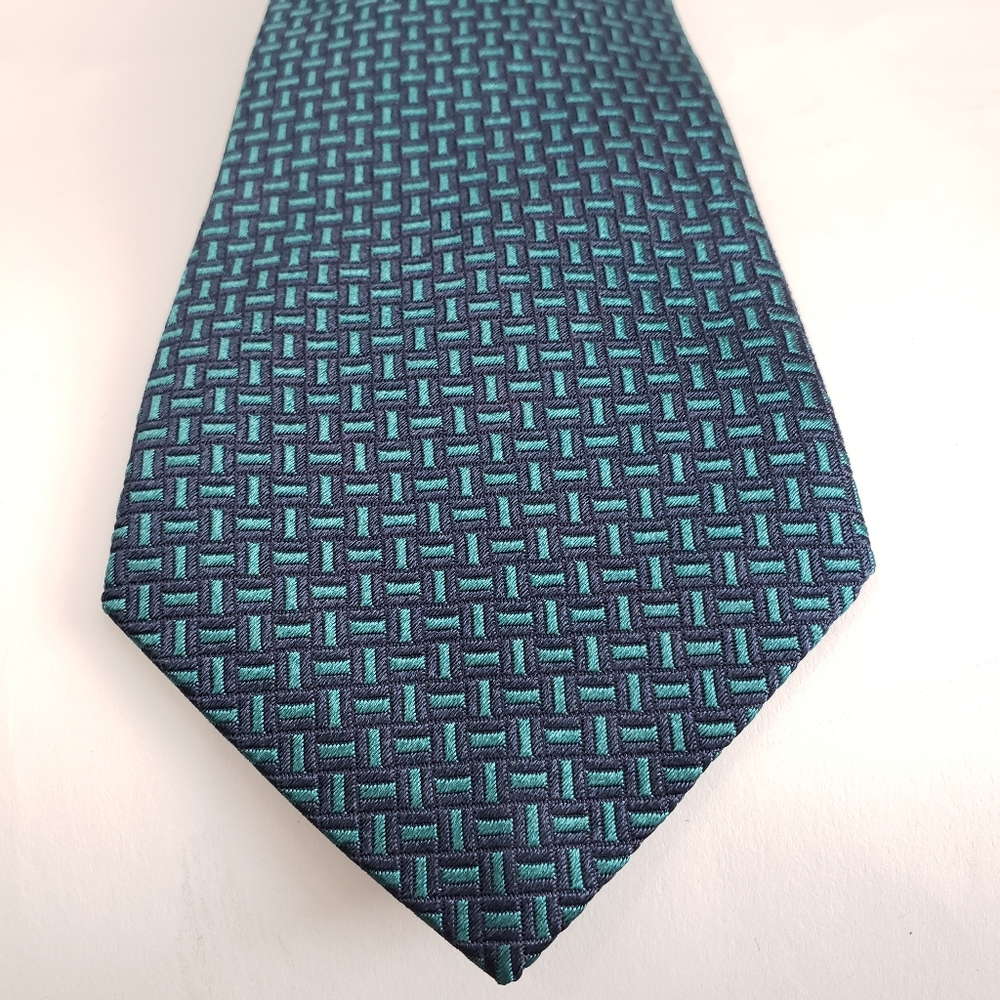 Saks Fifth Avenue Silk Necktie